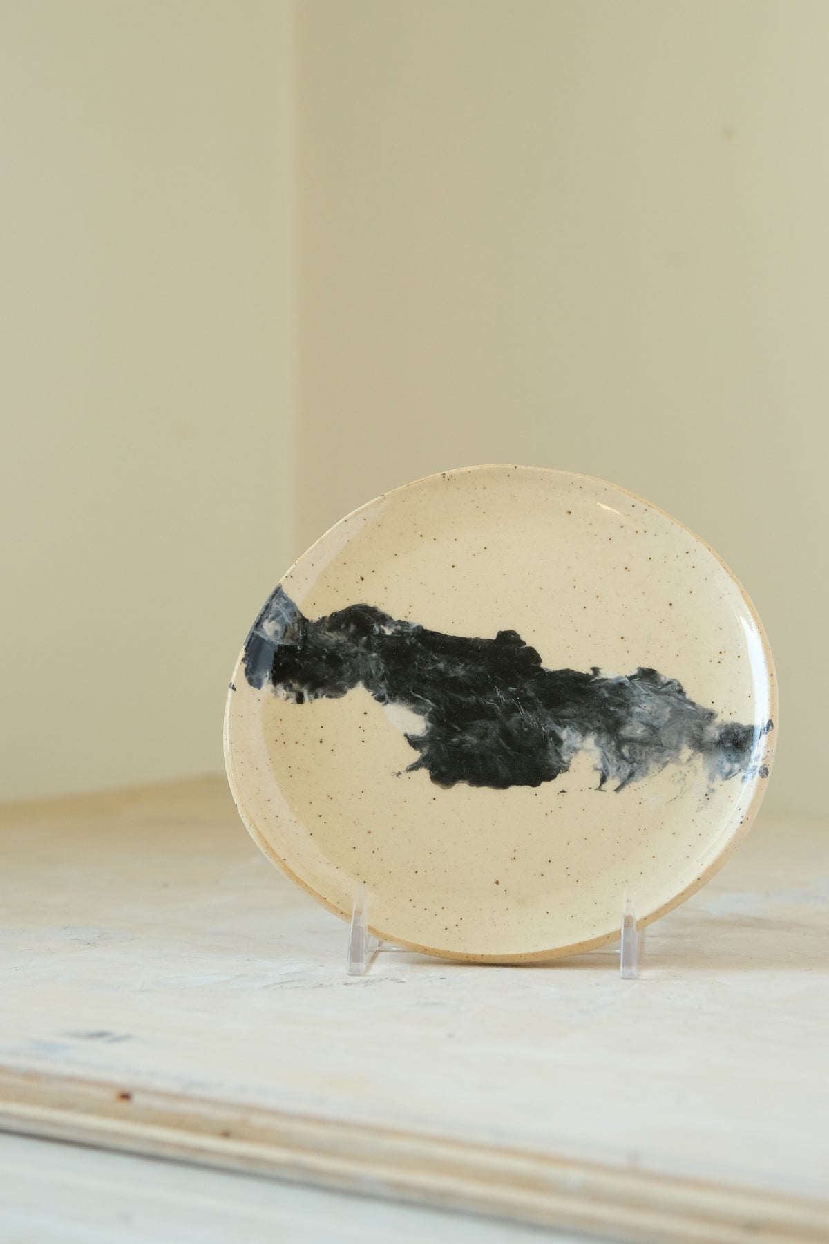 Abstract Plate