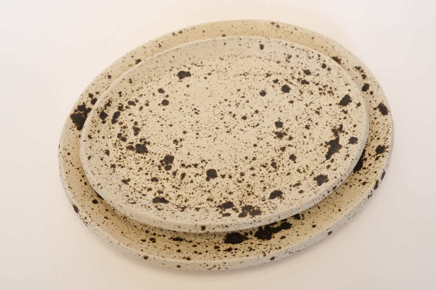 Eggshell Plates